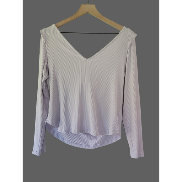 NWT Anthropologie Purple Twist Cut-Out Top - Large - Picture 6 of 8